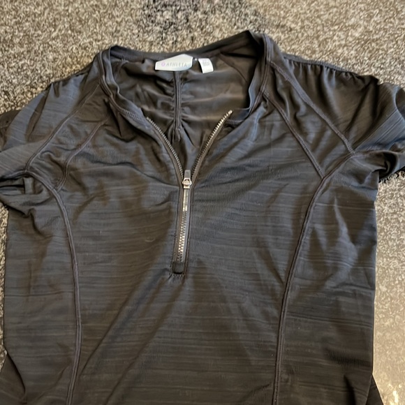 ATHLETA Pacifica XS Half Zip short Sleeve Top ZIPPER POUCH - Picture 2 of 8